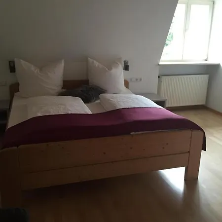 Guest house Gaestehaus Schuehle Tettnang